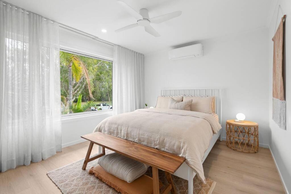 Vibes At Five Noosa Apartment Нусавил Екстериор снимка